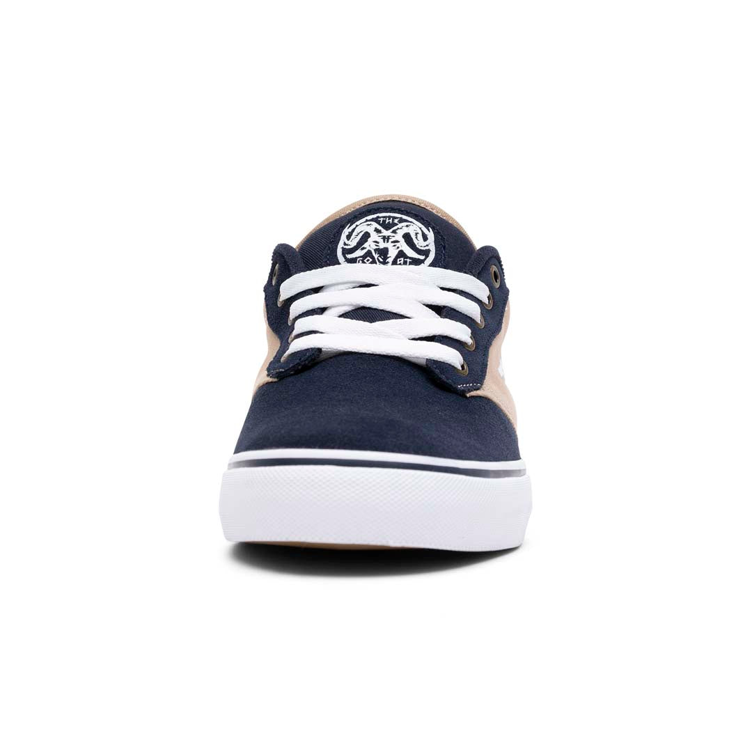 FALLEN SHOES THE GOAT