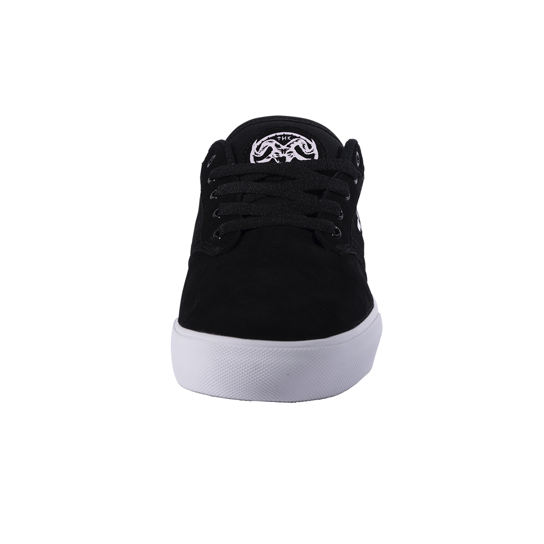 FALLEN SHOES THE GOAT